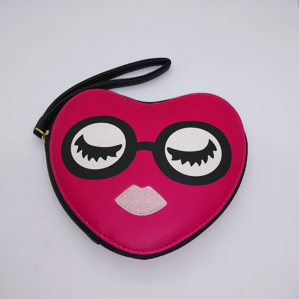 Betsey Johnson | Luv Betsey Heart Wristlet Nwot